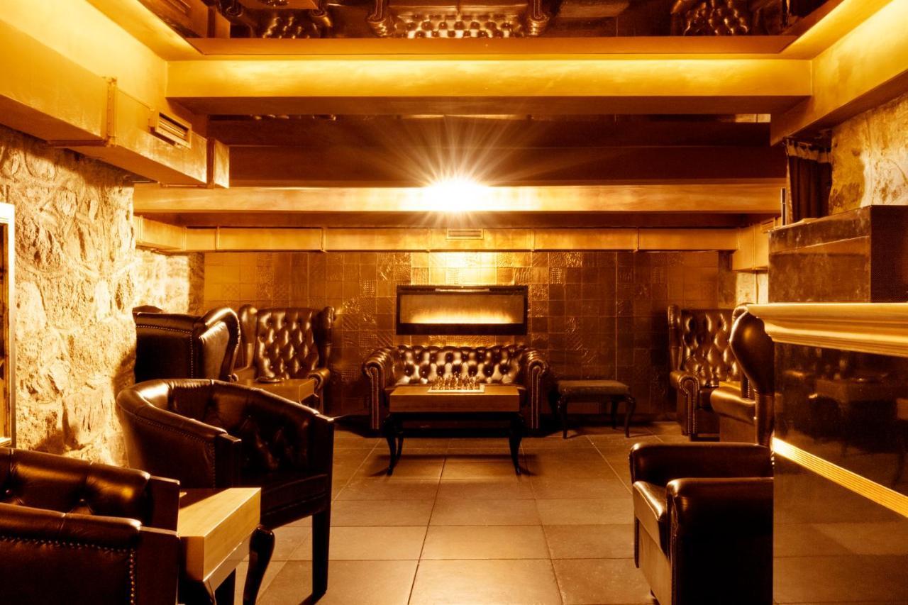 Hotel Zlaty Klucik - Golden Key With Luxury Spa Нитра Екстериор снимка